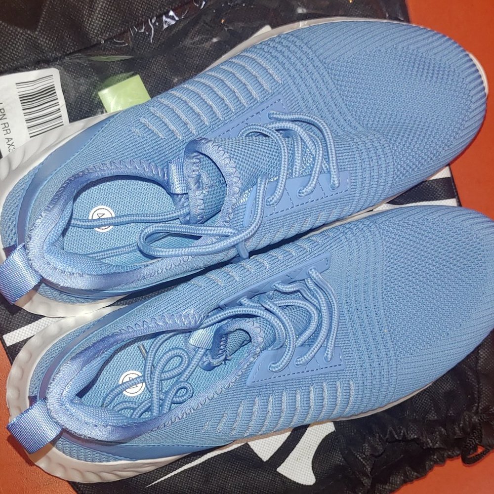 New Thick Soled Lightweight Sneakers Running Shoes
